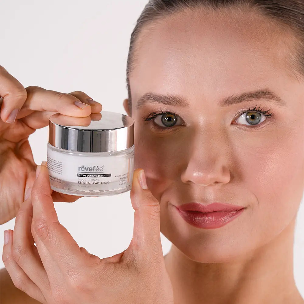 REVEFEE Snail Extract Repairing Care Cream 50g