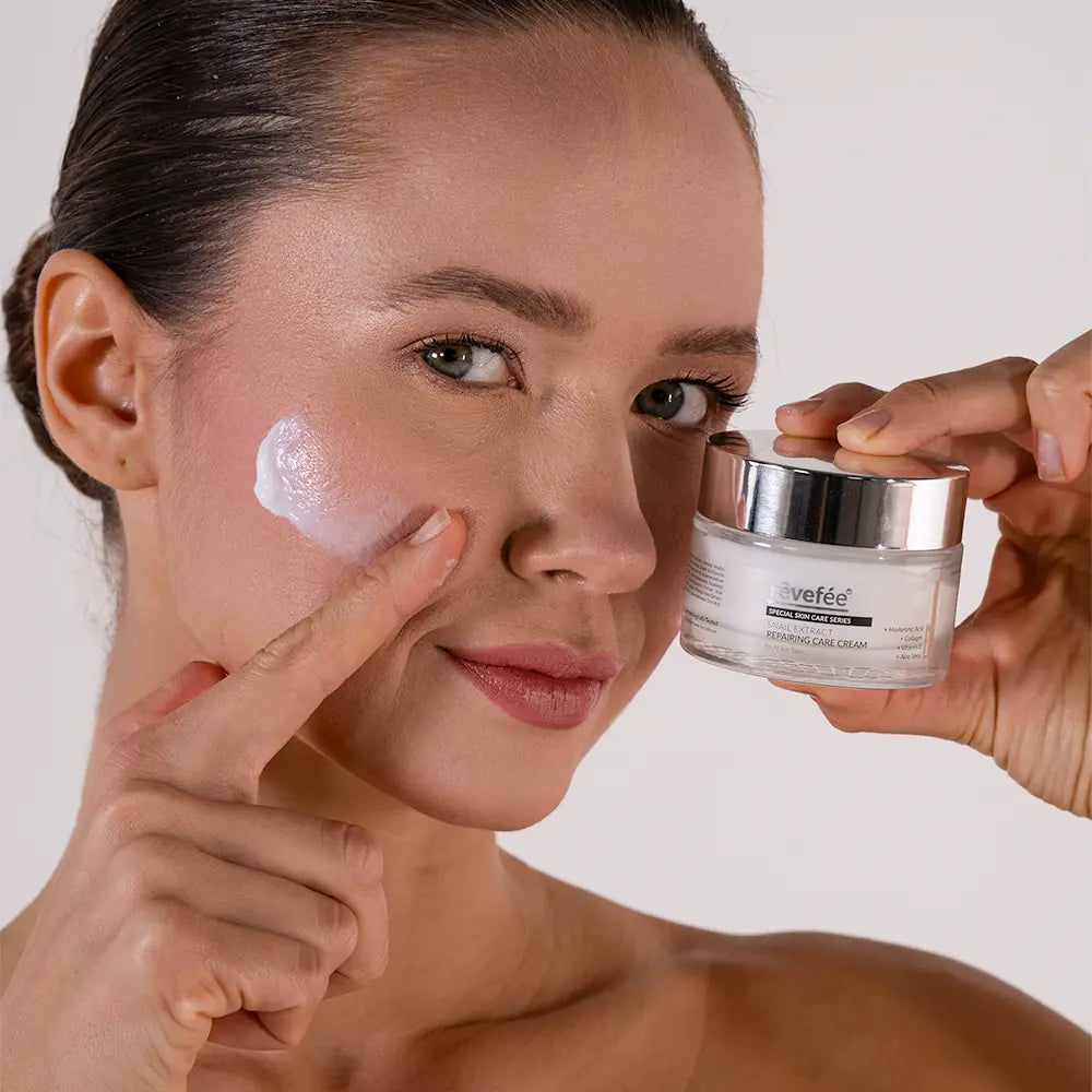 REVEFEE Snail Extract Repairing Care Cream 50g